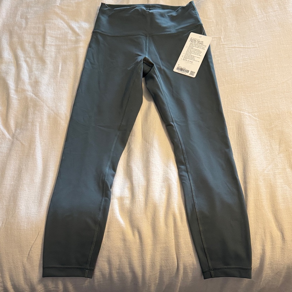 Lululemon Wunder Train Legging 25” inseam, Dark Forest, Size 6